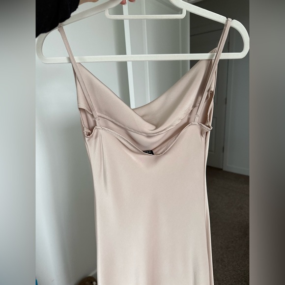 Dress XS - Picture 7 of 8